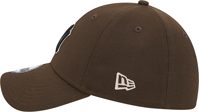 New Era 39Thirty MLB Stone Script New York Yankees Walnut