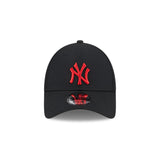 New Era 9Forty Strapback MLB Seasonal New York Yankees Black Scarlet