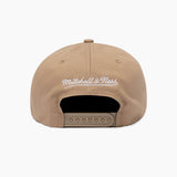 Mitchell & Ness NBA Oat Pro Pinch Charlotte Hornets Irish Cream