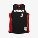 Mitchell & Ness NBA Youth Swingman Jersey Miami Heat Dwayne Wade #3 12-13 Black