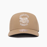 Mitchell & Ness NBA Oat Pro Pinch Charlotte Hornets Irish Cream