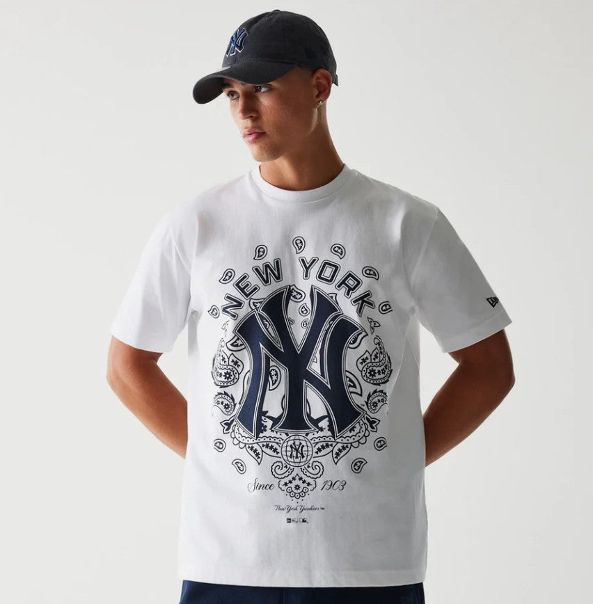 New Era MLB Paisley Oversized Tee New York Yankees White