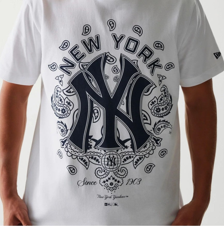 New Era MLB Paisley Oversized Tee New York Yankees White