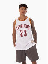Mitchell & Ness NBA Swingman Jersey Cleveland Cavaliers Lebron James #23 15-16 White