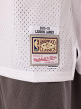 Mitchell & Ness NBA Swingman Jersey Cleveland Cavaliers Lebron James #23 15-16 White
