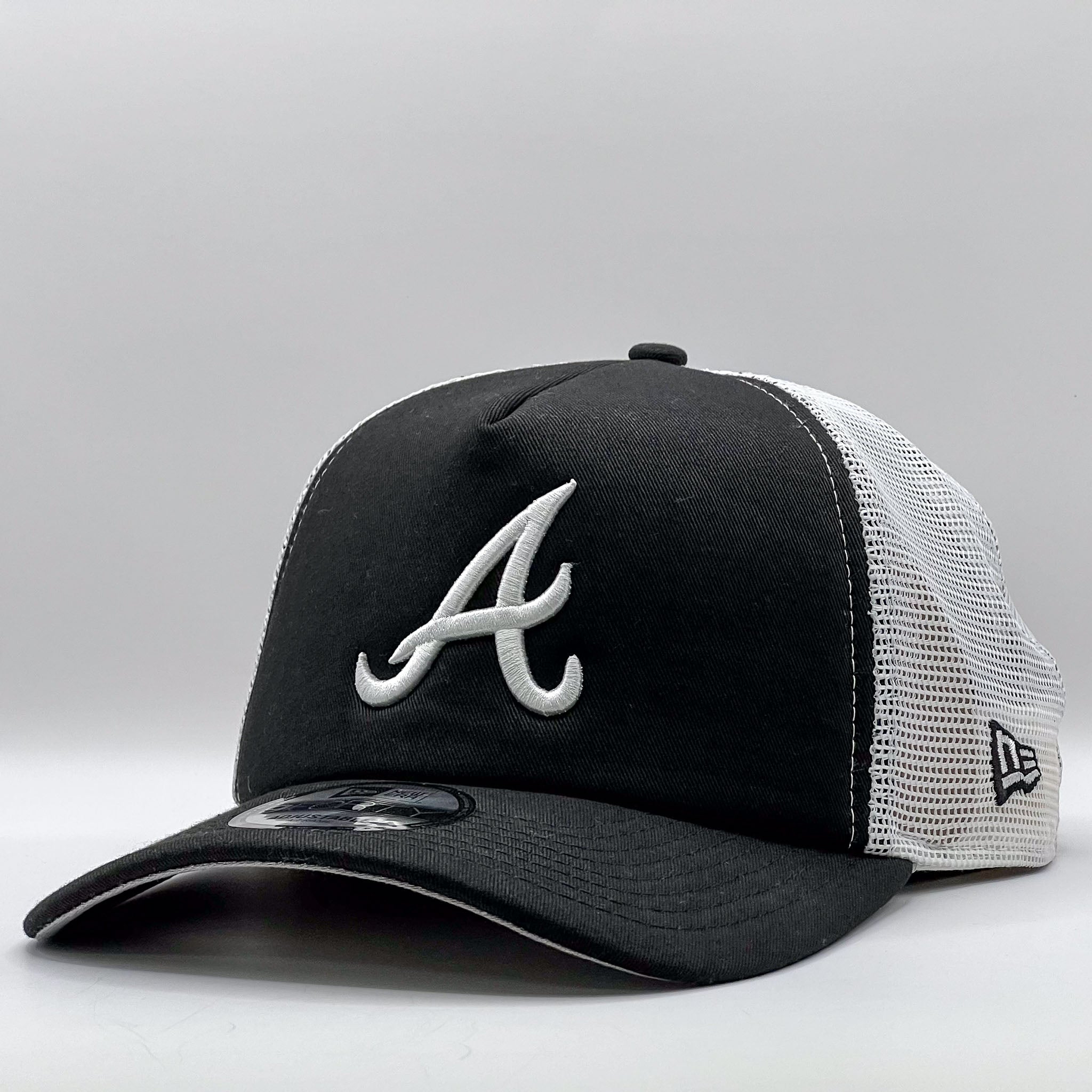 New Era 9Forty A-Frame Trucker MLB Atlanta Braves Black