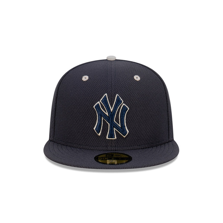 New Era 59Fifty MLB Diamond Era Outline New York Yankees