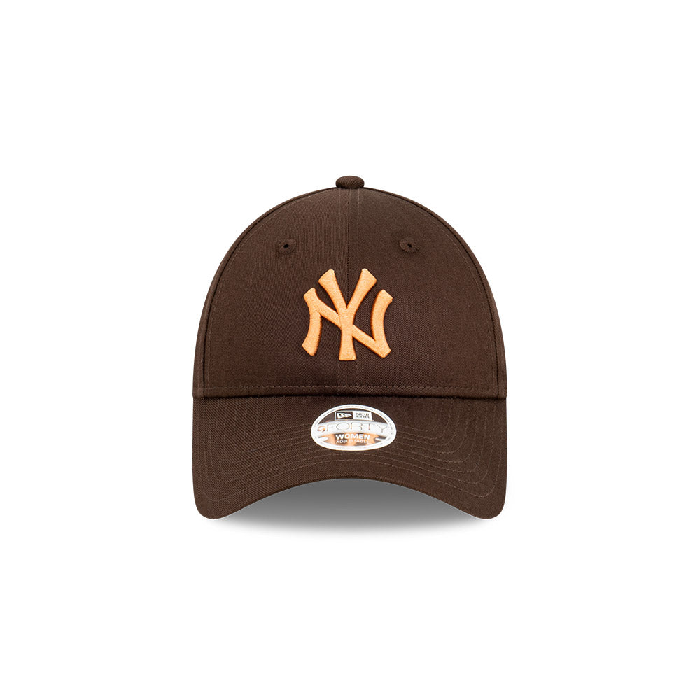 New Era Womens 9Forty MLB Caramel Mocha New York Yankees