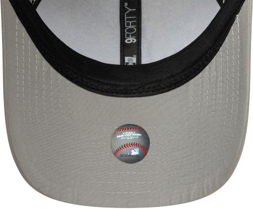 New Era 9Forty Trucker MLB Flawless New York Yankees Grey