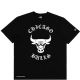 New Era NBA Gothic Script Tee Chicago Bulls Black