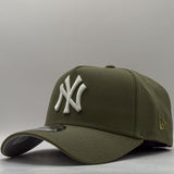 New Era 9Forty A-Frame 99 World Series New York Yankees New Olive