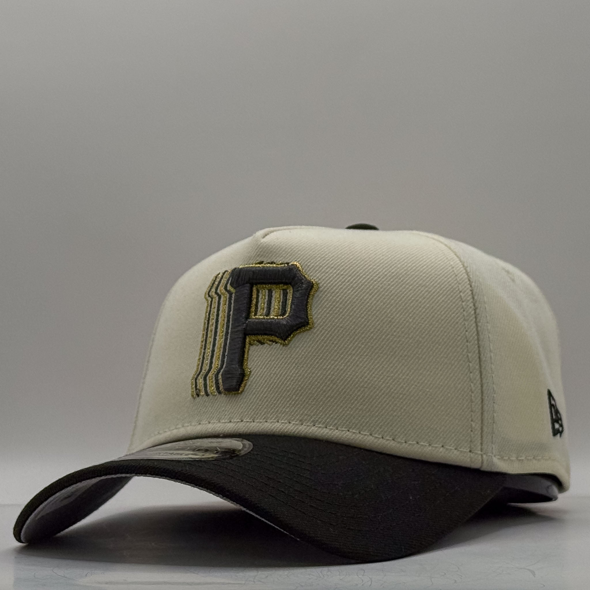 New Era 9Forty A-Frame MLB Cascade World Series Pittsburgh Pirates Chrome/Black