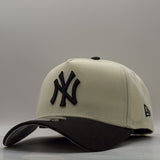 New Era 9Forty A-Frame MLB 99 World Series New York Yankees Chrome/Black