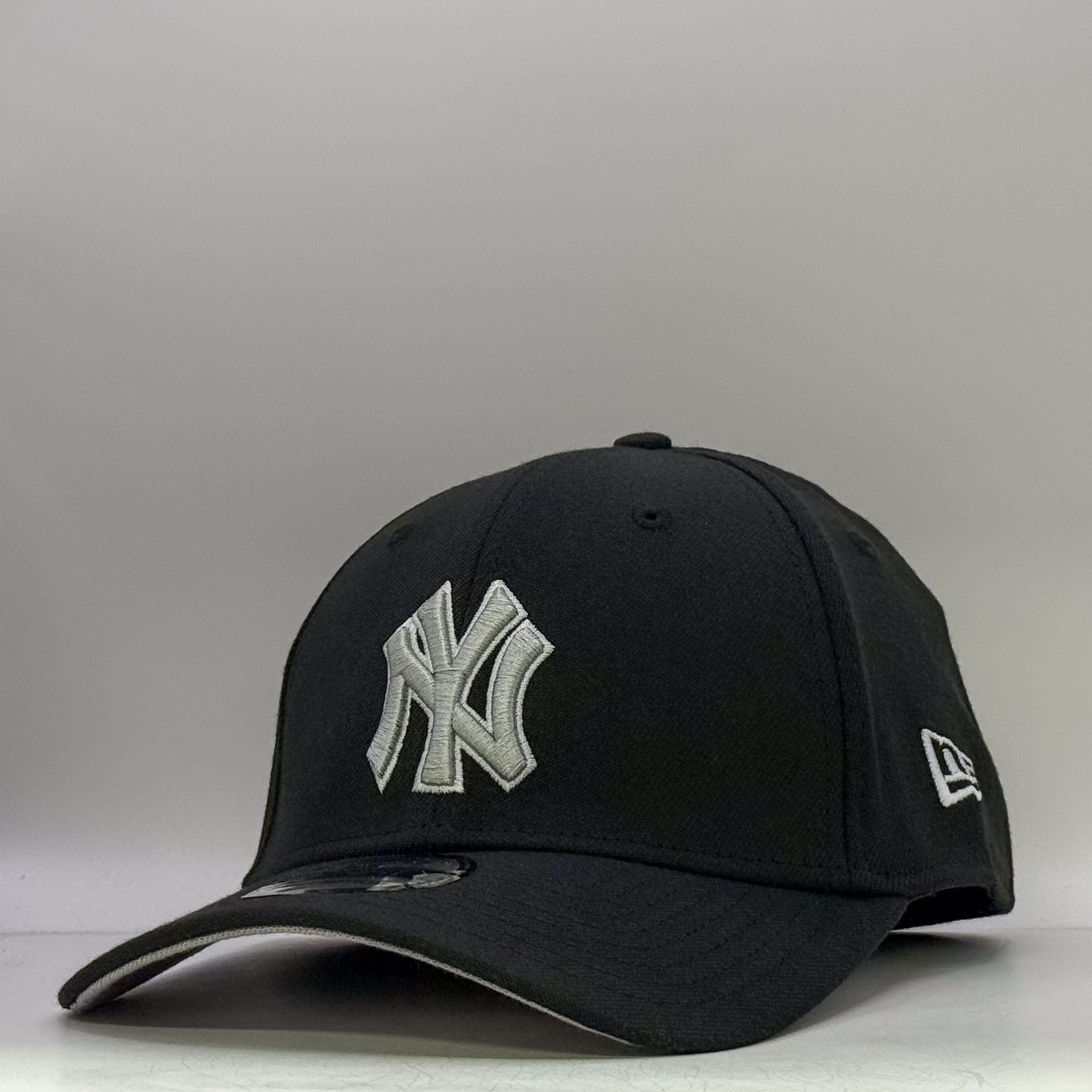 New Era 39Thirty MLB BGW New York Yankees Black/Grey