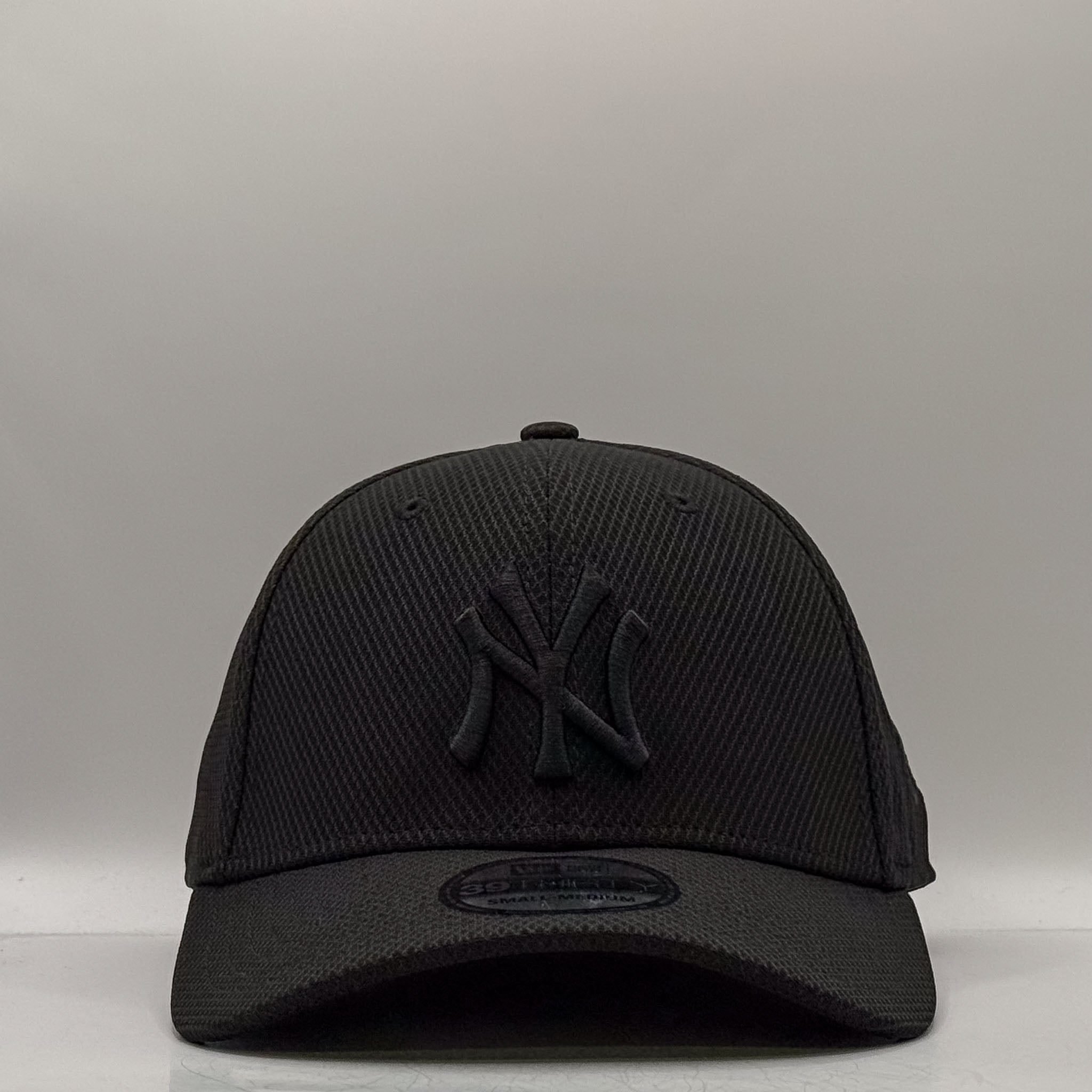 New Era 39Thirty MLB Diamond Era New York Yankees Black Tonal