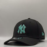 New Era 39Thirty MLB New York Yankees Black Clear Mint
