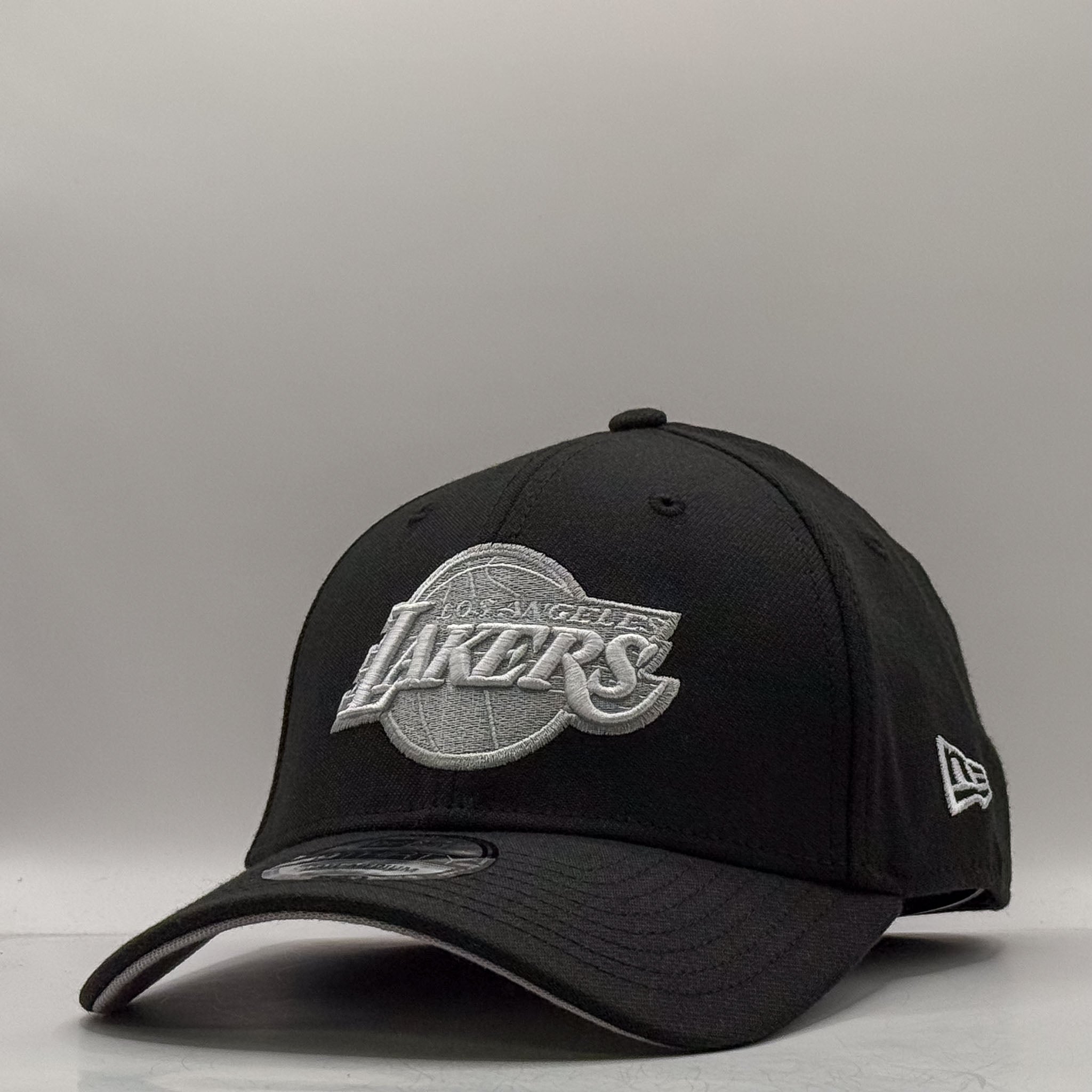 New Era 39Thirty NBA BGW Los Angeles Lakers Black/Grey