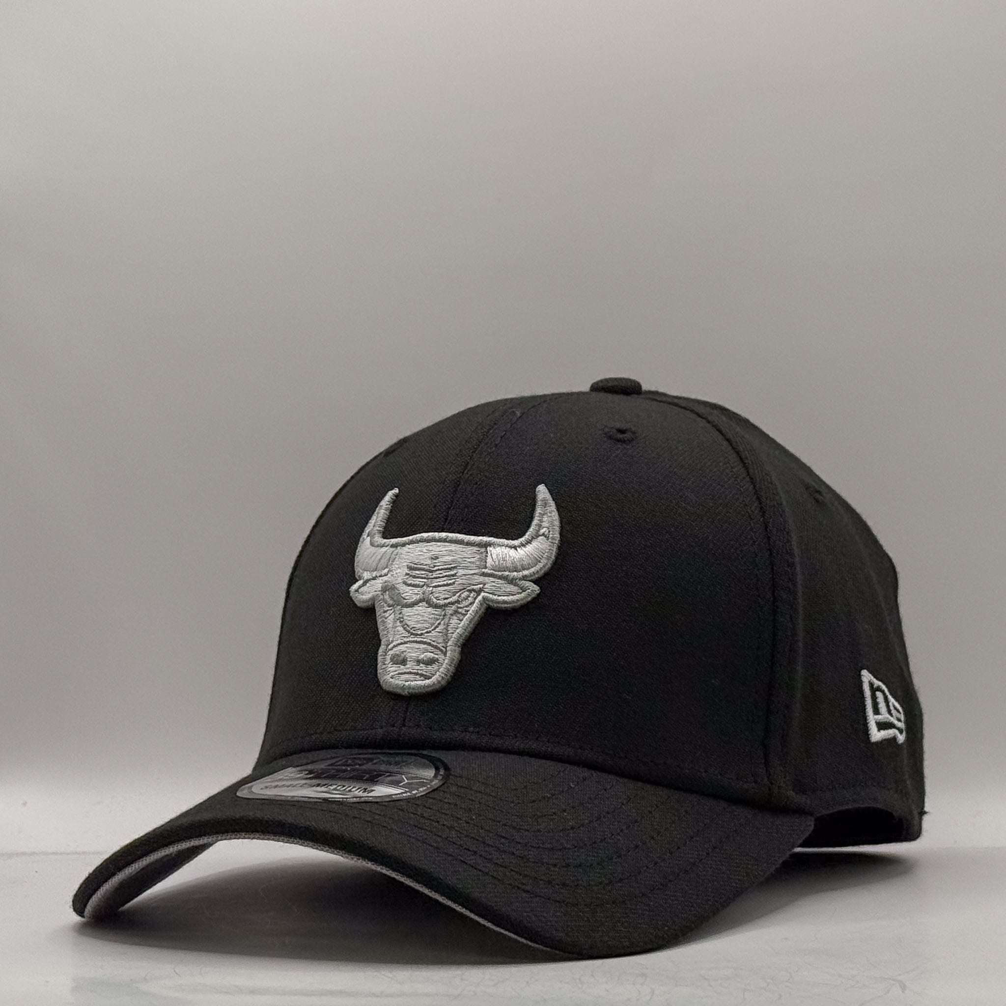 New Era 39Thirty NBA BGW Chicago Bulls Black/Grey