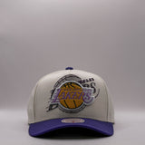 Mitchell & Ness NBA Pro Pinch Tilted Draft Los Angeles Lakers Chrome White