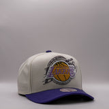 Mitchell & Ness NBA Pro Pinch Tilted Draft Los Angeles Lakers Chrome White