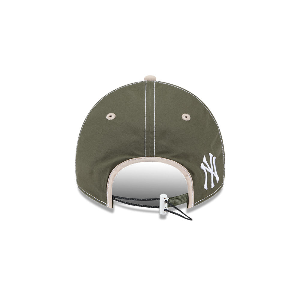 New Era 9Twenty MLB Seasonal Nylon New York Yankees Pine Green