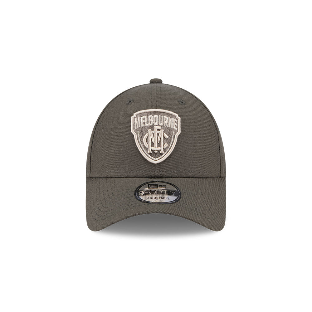 New Era 9Forty AFL 2025 Dusty Charcoal Melbourne Demons
