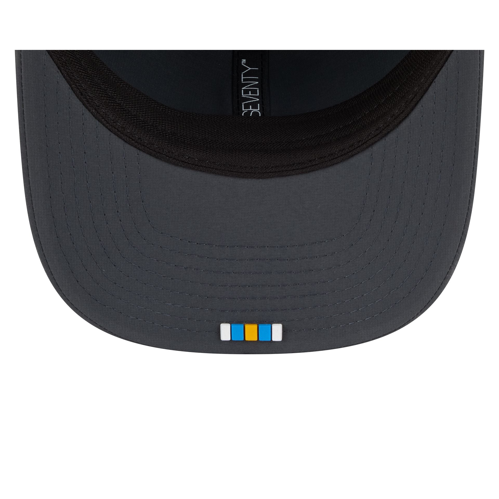 New Era 9Seventy NFL 2025 Sideline Cold Weather Los Angeles Chargers