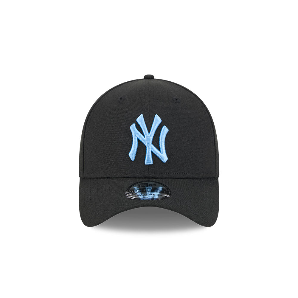 New Era 39Thirty MLB Black Sky Blue New York Yankees