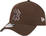New Era 9Forty A Frame MLB Cooperstown World Series New York Yankees Light Bronze
