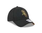New Era 39Thirty MLB Black Gold Chicago White Sox