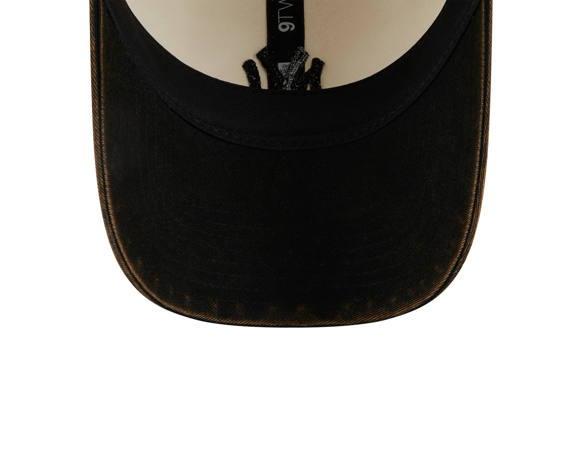 New Era 9Twenty MLB 2 Tone Snow Wash New York Yankees Black