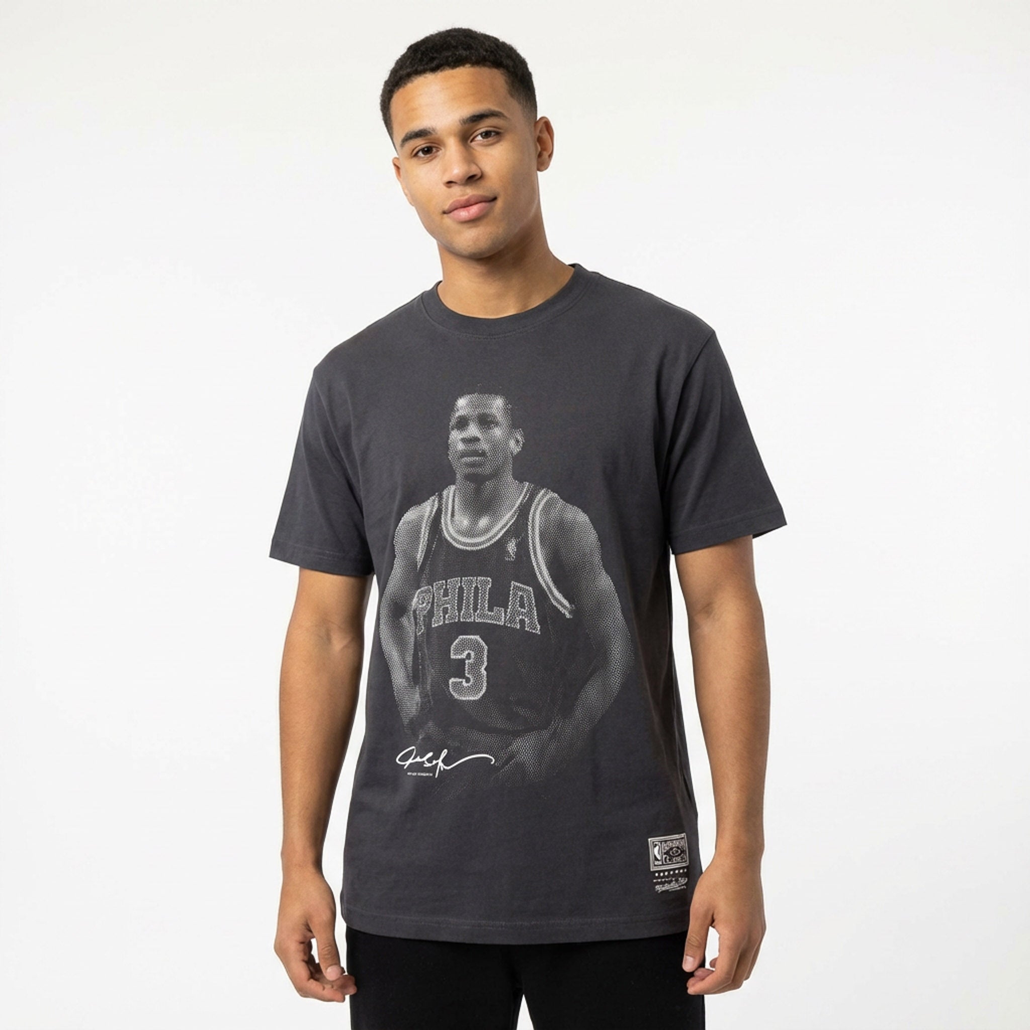 Mitchell & Ness NBA Player IP Tee Philadelphia 76ers Iverson Washed Black