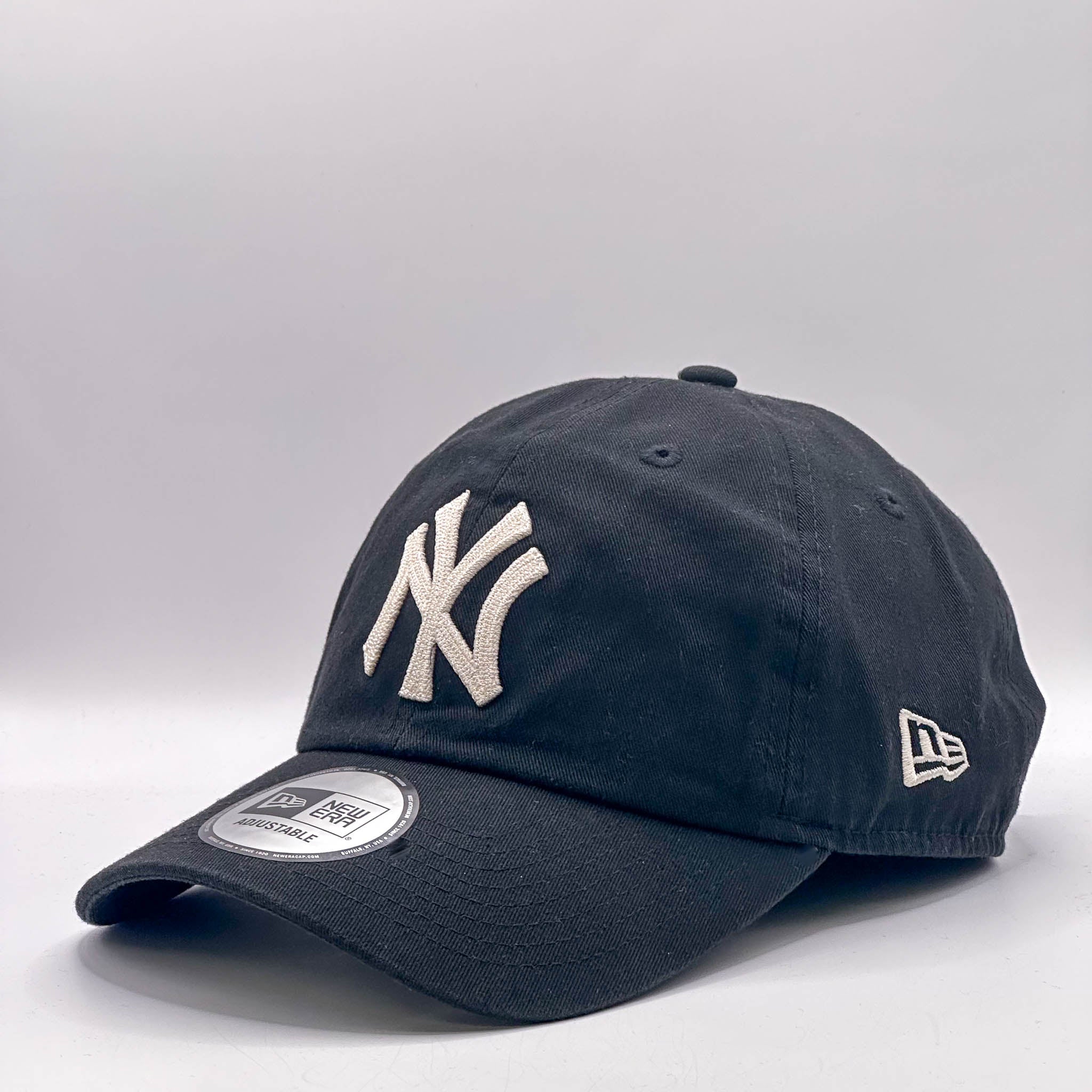 New Era Casual Classic MLB Chainstitch New York Yankees Black/Ivory
