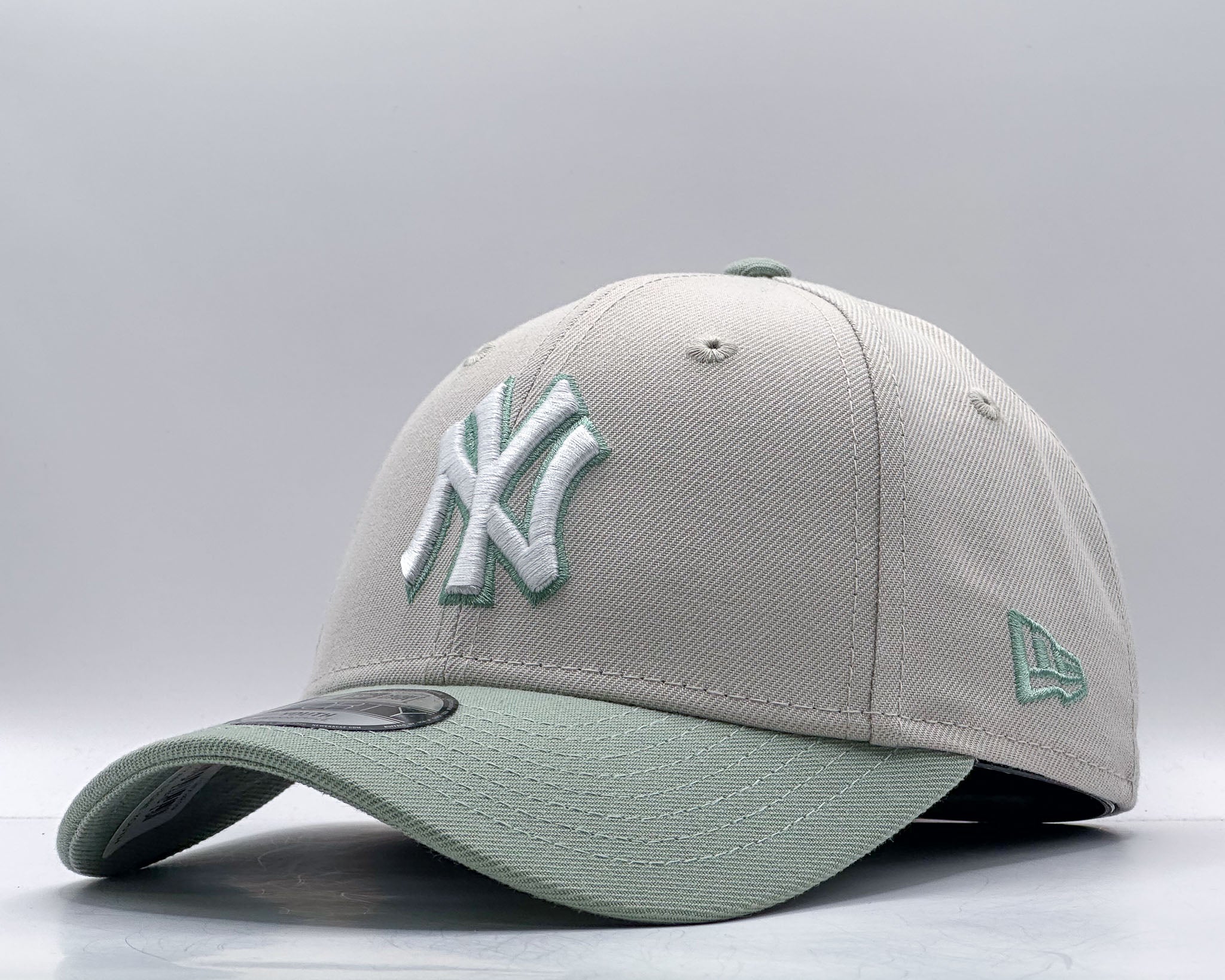 New Era Youth 9Forty MLB New York Yankees Stone Everest Green