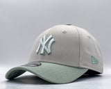 New Era Youth 9Forty MLB New York Yankees Stone Everest Green