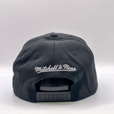 Mitchell & Ness NBA Flexfit 110 Black And White Oklahoma City Thunder