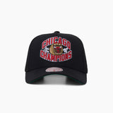 Mitchell & Ness NBA Forever Champs Pro Pinch Chicago Bulls