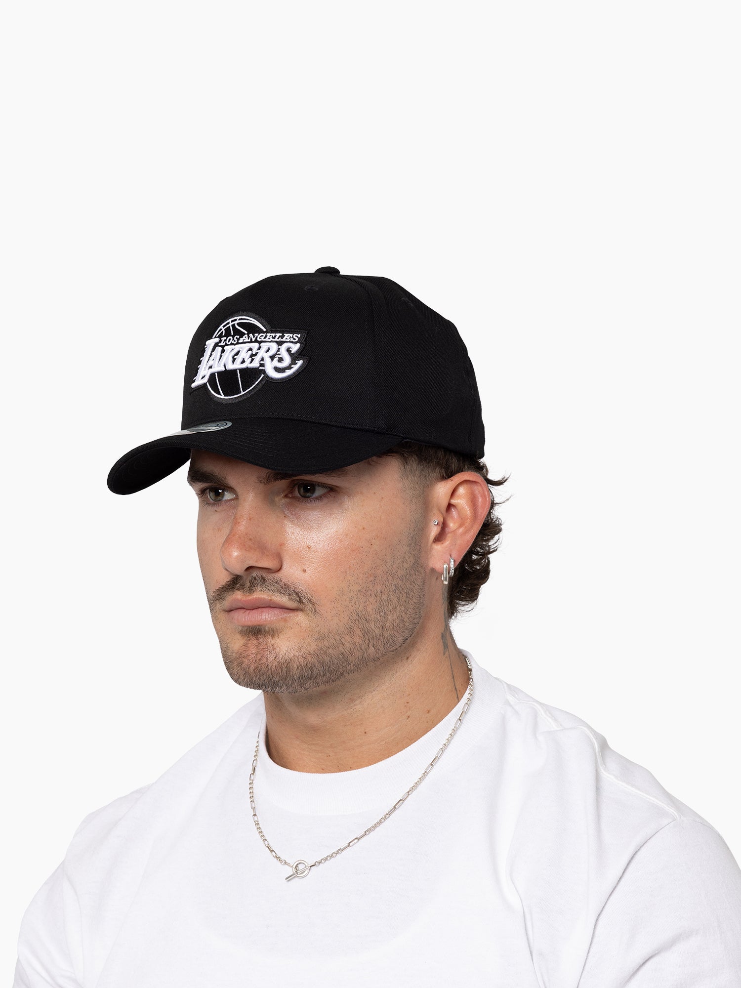 Mitchell & Ness NBA Flexfit 110 Black White Los Angeles Lakers