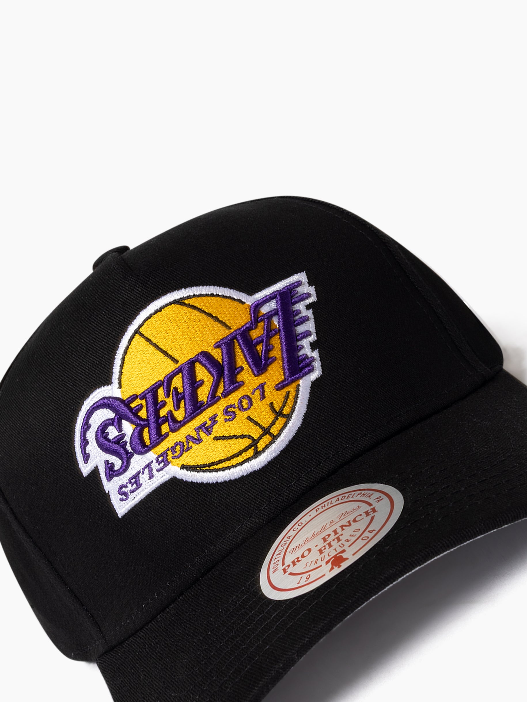 Mitchell & Ness NBA Upside Down Pro Pinch Los Angeles Lakers