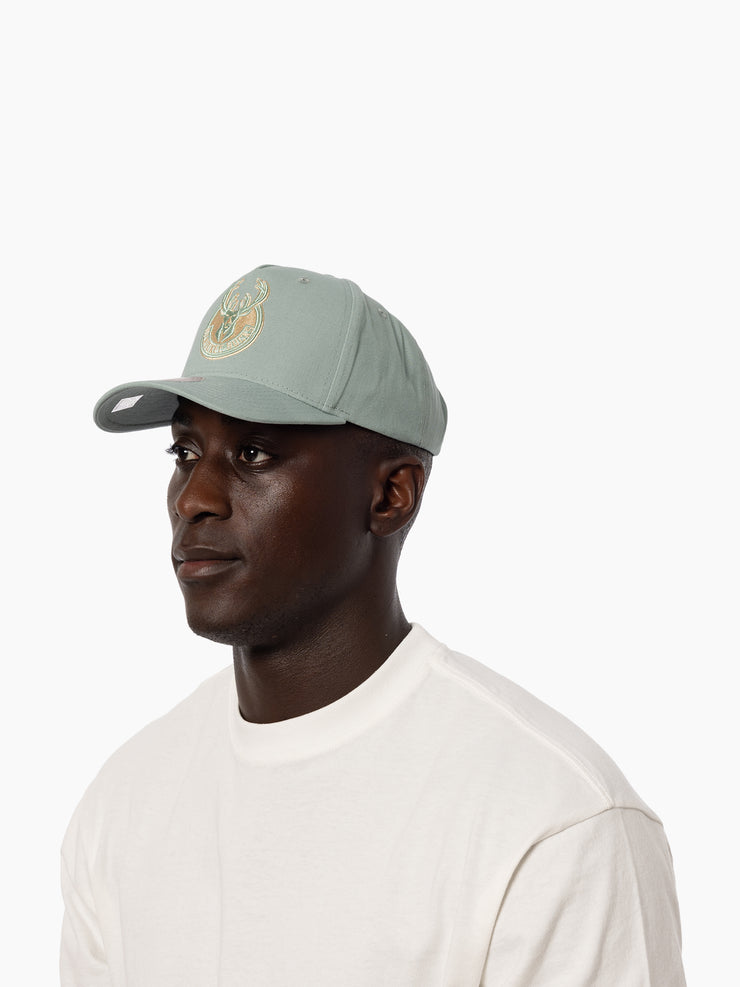 Mitchell & Ness NBA Seasonal Core Milwaukee Bucks Green