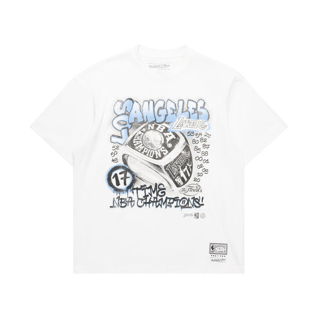 Mitchell & Ness NBA 17 Time Champs Graffiti Tee Los Angeles Lakers Vintage White