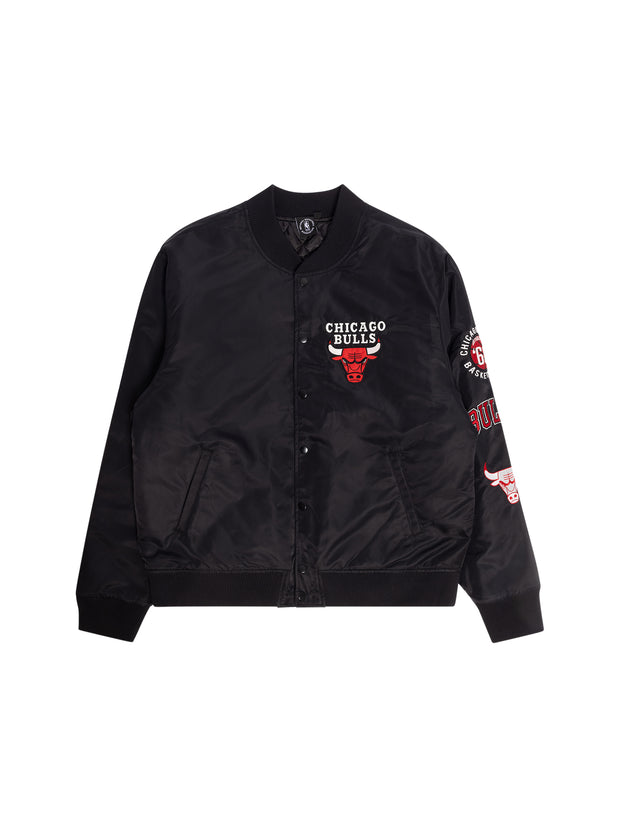 NBA Essentials Braun Nylon Bomber Chicago Bulls Solid Black