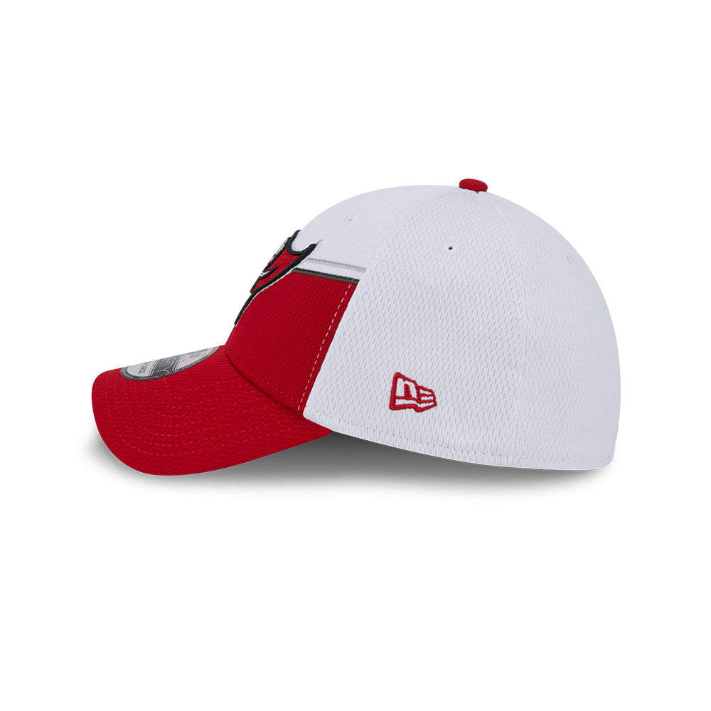 New Era 39Thirty NFL 2023 Sideline Tampa Bay Buccaneers White Team