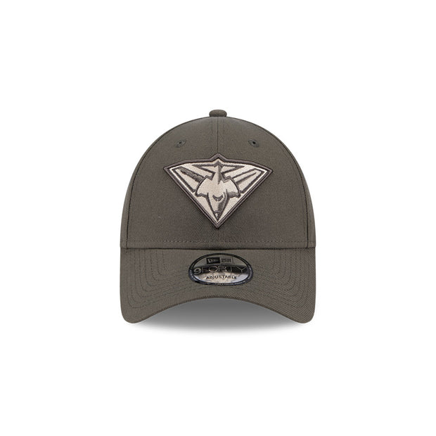 New Era 9Forty AFL 2025 Dusty Charcoal Essendon Bombers