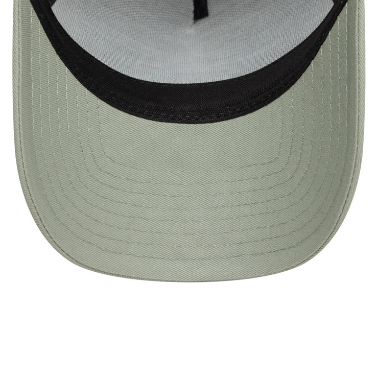 New Era 9Forty E-Frame Trucker EPL Seasonal Pop Chelsea FC Green White