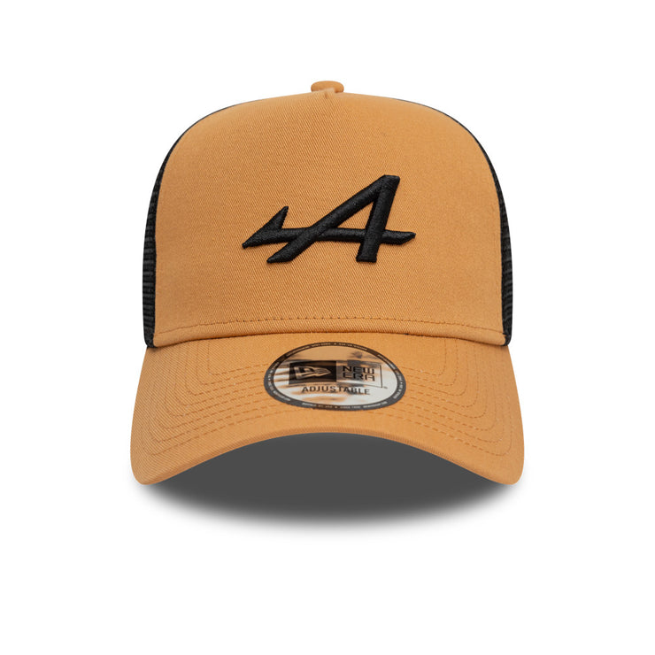 New Era 9Forty E-Frame Trucker F1 Alpine Renault Racing Seasonal Dark Beige