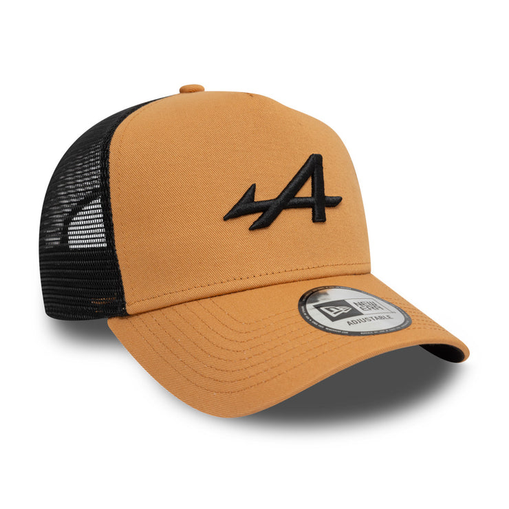 New Era 9Forty E-Frame Trucker F1 Alpine Renault Racing Seasonal Dark Beige
