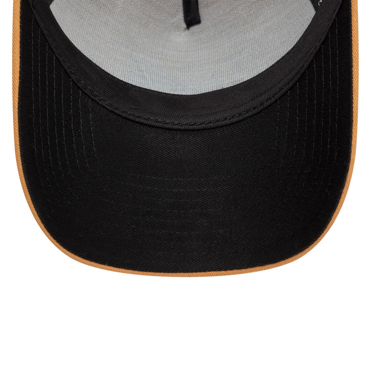 New Era 9Forty E-Frame Trucker F1 Alpine Renault Racing Seasonal Dark Beige