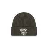 New Era Beanie AFL 2025 Dusty Charcoal Brisbane Lions