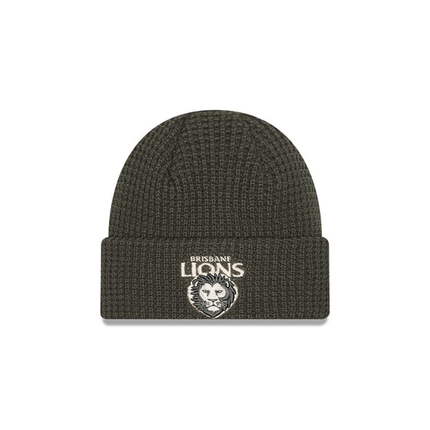 New Era Beanie AFL 2025 Dusty Charcoal Brisbane Lions